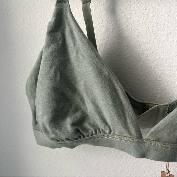 NWT SKIMS TRIANGLE BRALETTE- 4x Mineral - Picture 7 of 12